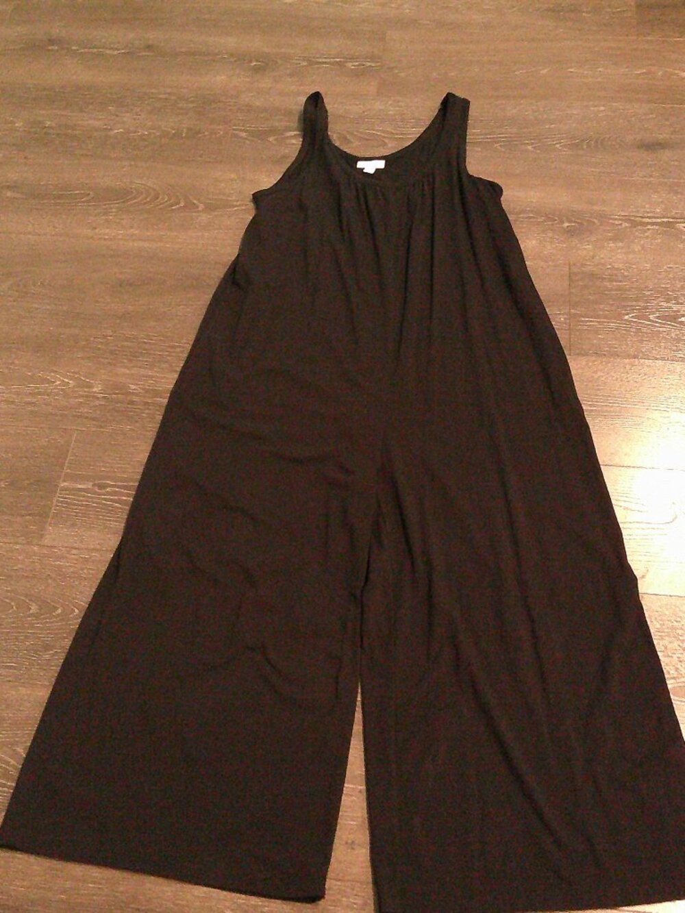 J. Jill Sleeveless wide leg romper in black Size Medium